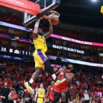 Lebron vratio sat unazad, Lejkersi na korak od “metle” protiv Hjustona