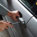 Rasvijetljena teška krađa – Cetinjanin osumnjičen da je otuđio vozilo i novac od oko 2.000 eura