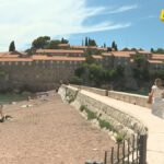 Ustavni sud: Ukinuto rješenje o priznanju advokatskih troškova u sporu oko Svetog Stefana