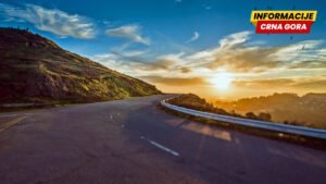 Saobraćaj se odvija nesmetano, vožnju prilagoditi uslovima na putu