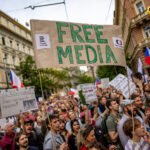Protest u Pragu: Građani brane medije od političara