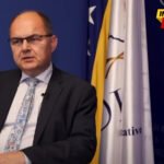Šmitov odlazak i BiH sama sa sobom