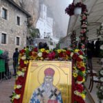 Hiljade vjernika u Ostrogu na liturgiji povodom Svetog Vasilija, prisutni Milatović, Koprivica, Lukašik…