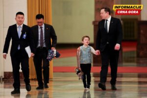 Mask između divljenja i nepovjerenja u Kini