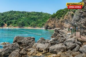 Budva: Poljakinja pala sa stijene i zaražena povremenim udarcem