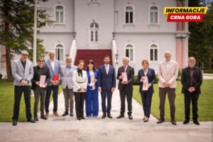 Milatović uručio odlikovanja: “To su ljudi čija životna djela počivaju na radu, odricanju i vrhunskim rezultatima”