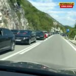 Ogromne kolone automobila na putu od Podgorice ka Cetinju