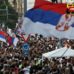 Studenti u blokadi indirektno optužuju kriminalce i policiju za nerede: Izbor je na svima nama. Ili Srbija, ili mafija