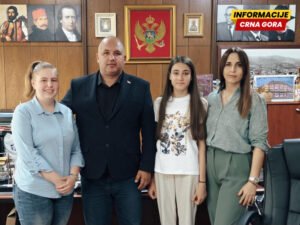 Nagrađene učenice iz hemije i mentorka na prijemu kod Vraneša: Njihovi uspjesi su ponos Pljevalja