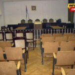 Sudnica velika, uslovi skromni: Dotrajao inventar najveće sale Višeg suda, najavili zamjenu polomljenih stolica