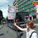 Građani se okupili u Beogradu: Zahtijevaju da se ukloni baner “Srbija pobeđuje” koji ugrožaba zaštićene ptice