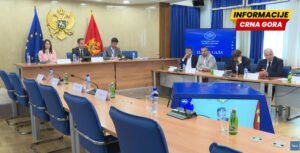 Sjutra novi konkurs za Fiskalni savjet? EU integracije zavise od izbora članova, upozoravaju Zenović i Mugoša
