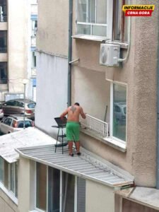 Izgleda stabilno