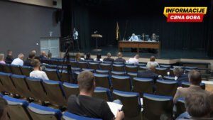 Skupština Zete odbijala priznanje Kosova, odluku potpiše 18 odbornika