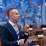 Bogdanović: Da ste iskreni tražili biste izvinjenje i od svojih partijskih drugova koji su vrijeđali vjernike