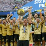 Podolski u petoj deceniji predvodio Gornik do trofeja