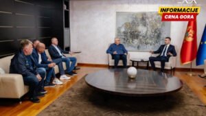 Predsjednik Vlade Spajić najavio sveobuhvatne mjere: Otkup viškova mlijeka i snižene cijene jogurta od ponedjeljka