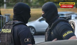 Putnici kontroverznog čarter leta vraćeni za Beograd