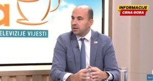 Rađenoviću odbijen ulazak u Srbiju, jedinom iz putničkog autobusa