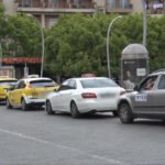Dok se uže gradsko jezgro “oslobađa” automobila, taksisti ostaju bez prostora za rad