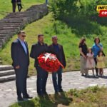 Delegacija GP URA položila vijenac u Dolima: Zaborav, mržnja i podjele nikada ne smiju imati mjesta u Crnoj Gori