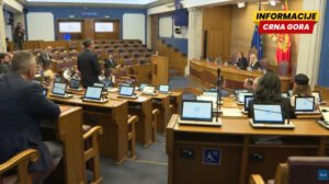 Vlast i opozicija spremne za razgovore o dogovoru o izmjenama Ustava, ali neka pregovora još nedostaje