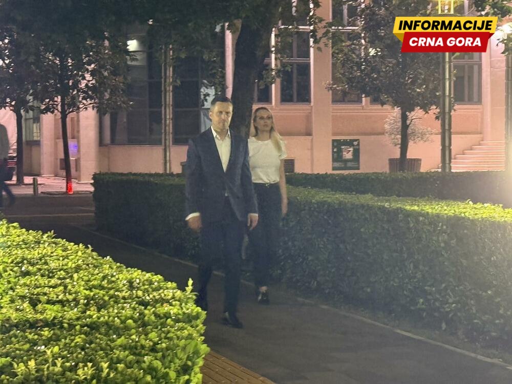 Sastanak partija koje čine vladajuću koaliciju u Glavnom gradu: Mujović se priključio, Bulatović napustio