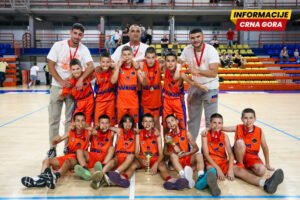 Košarkaši Juniora šampioni u mini basketu za 2015. godište