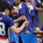 ‘Čistite i kod kuće’- poruka japanskim navijačima koji su kupili smeće na Mundijalu