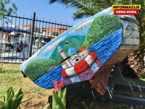 Tivat: Stara barka kao umjetničko platno