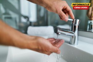 Opština Kotor: Manji računi i naknada štete za aparate za građane koji su imali problema sa vodosnabdijevanjem