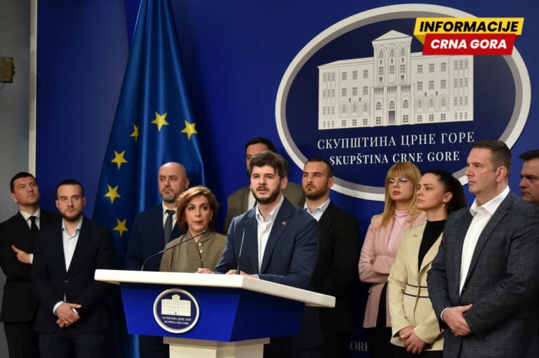 PES da ukloni "izložbu" ispred prostorija poslaničkog kluba - slike posvećene političkim protivnicima i kritičarima