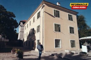 Gradska biblioteka Tivat obogatila fond sa 880 novih naslova
