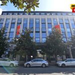 Vreće kod depoa, polomljene stolice i mrak u sudu: Najvažnija suđenja u skromnim uslovima