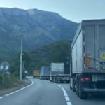 Kamiondžije ignorišu privremene zabrane saobraćaja na dionici Podgorica-Mioska-Kolašin