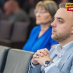 Paunović: Perić da podnese ostavku ako se ježi botova