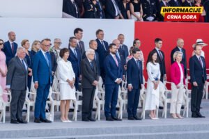 Pripadnici Vojske Crne Gore pronijeli crnogorsku zastavu na vojnoj paradi povodom Dana Francuske