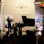 Tri lica violine
