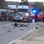 Bar: Sudar kamiona i automobila kod Čanja