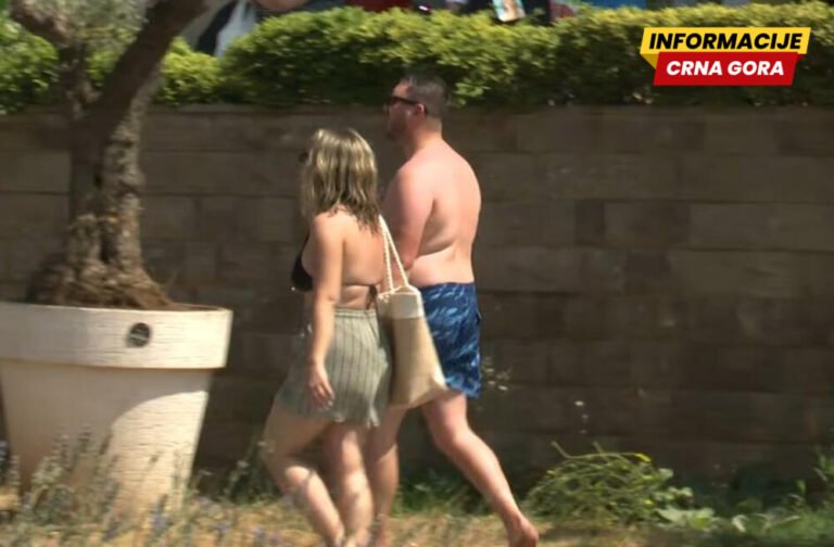 Komunalna policija u Budvi kažnjava one koji bez majice šetaju kroz grad