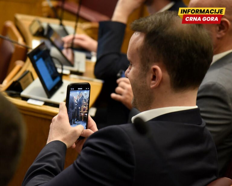 Puni goriva za prebacivanje krivice: Zašto najjača vladajuća partija odgovornost često traži u drugome