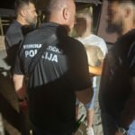 Policija kontrolisala plažne barove u Donjem Štoju, uhapšene četiri osobe
