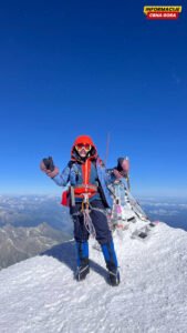 Na vrhu sam Zapadnog Elbrusa, najvišoj tački Evrope. I Vukica je sa mnom