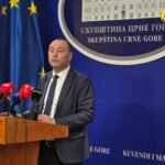 Đoković: Samo sam put kamera okrenuo naslov, napadi na mene su napadi protiv slobodne riječi i misli poslanika…