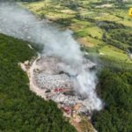 Mještani tvrde da deponija u Gusinju gori više od mjesec dana