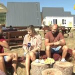 Tri prijatelja pobjegla iz grada i napravila etno selo u srcu Pive