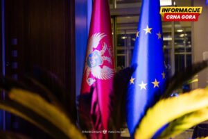 Politiko: Crna Gora i Island mogle bi u paketu da uđu u EU