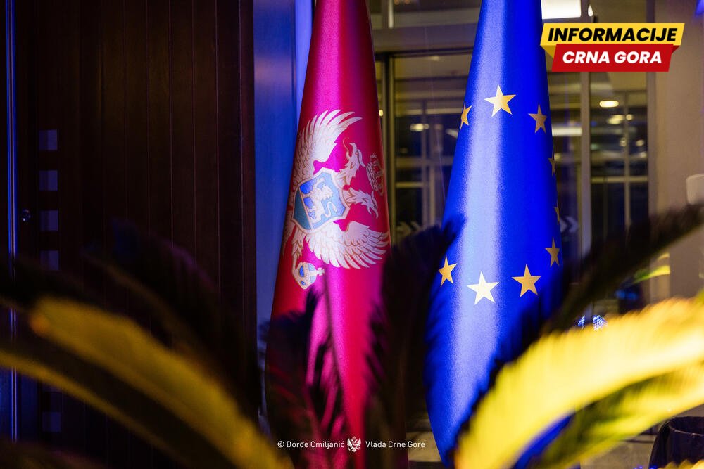 Politiko: Crna Gora i Island mogle bi u paketu da uđu u EU