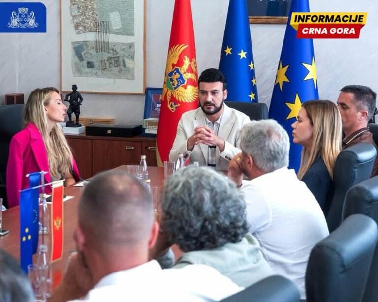 Jovanović zaključio ugovore sa predstavnicima NVO o raspodjeli sredstava za 2026. godinu