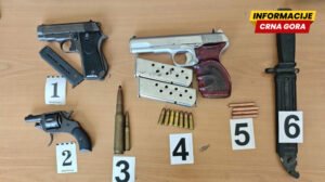 Policija u pretresima na sjeveru pronašla oružje, municiju i narkotike